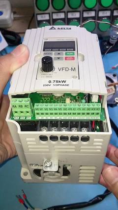 變頻器在EDS730D端子機中的應用案例